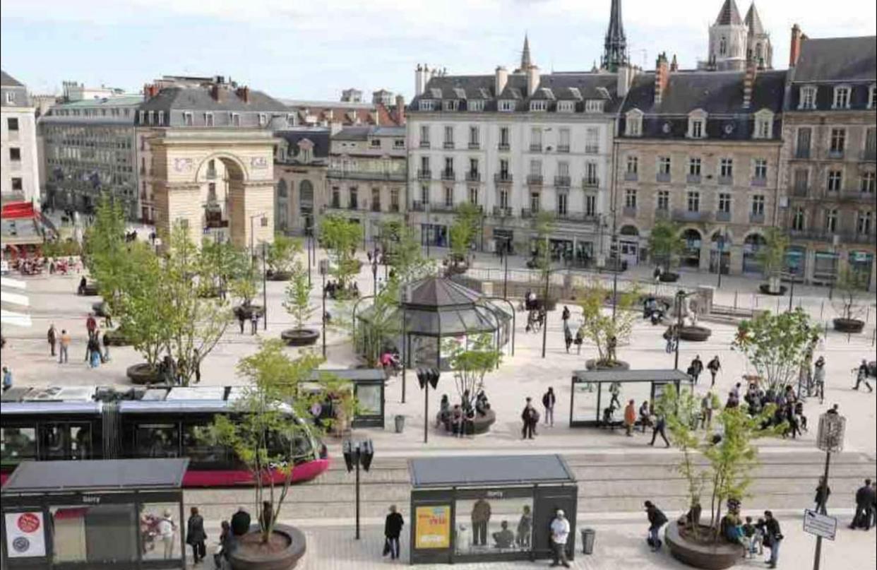 Magnifique Au Centre Avec Parking Prive Et Gratuit Le Jardin Des Plantes